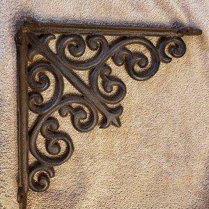 Cast Iron Shelf Bracket Corner Door Jamb Ornate Accent Decor
